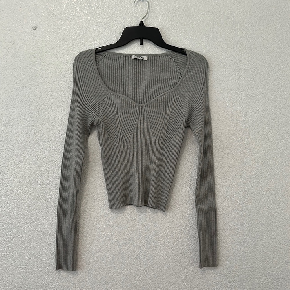 hooked up • gray long sleeve